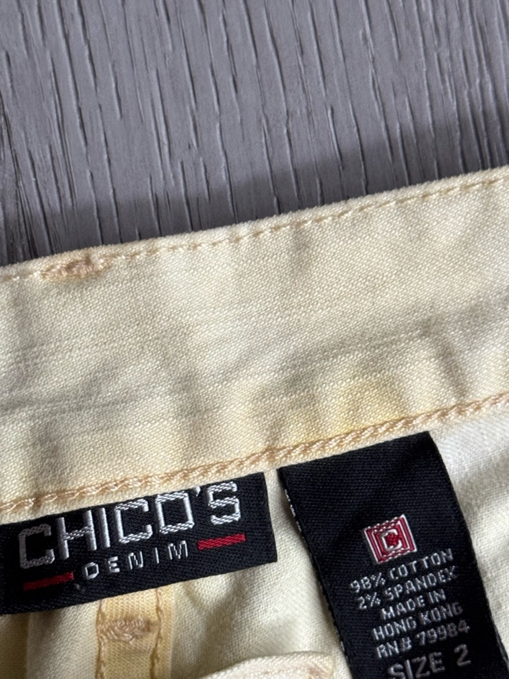 Chico’s Cropped Jeans - Picture 4 of 7